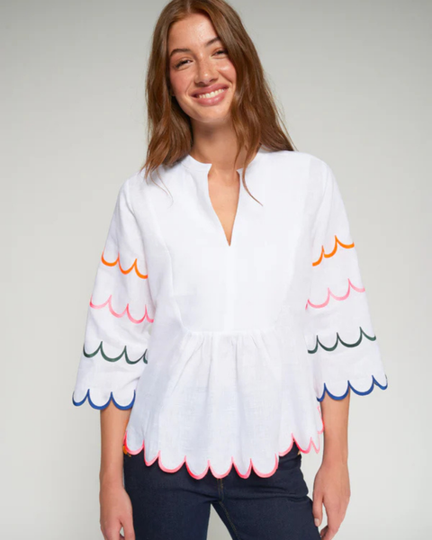 Vilagallo - Scallop Sleeve Blouse