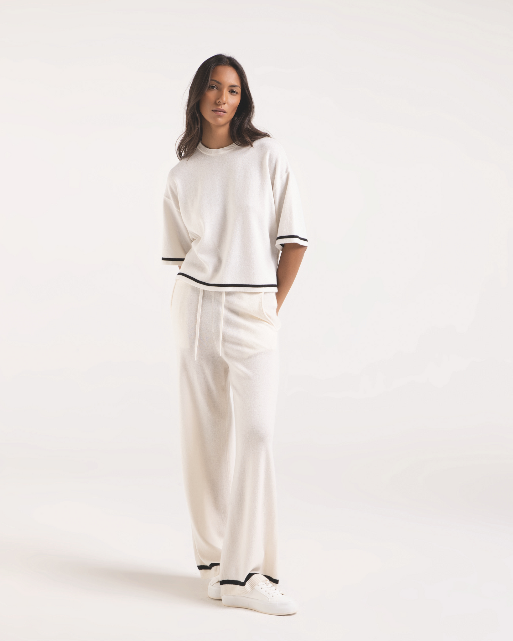 Purotatto - Short Sleeve Knit Top with Black Trim